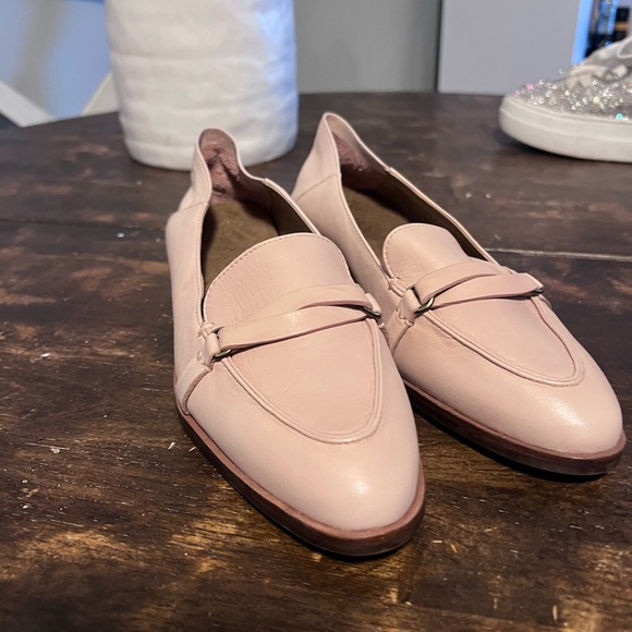 Aerosoles Elegant Women's Pink Loafers - Picture 11 of 16